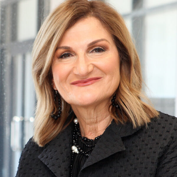 violet_roumeliotis_2018